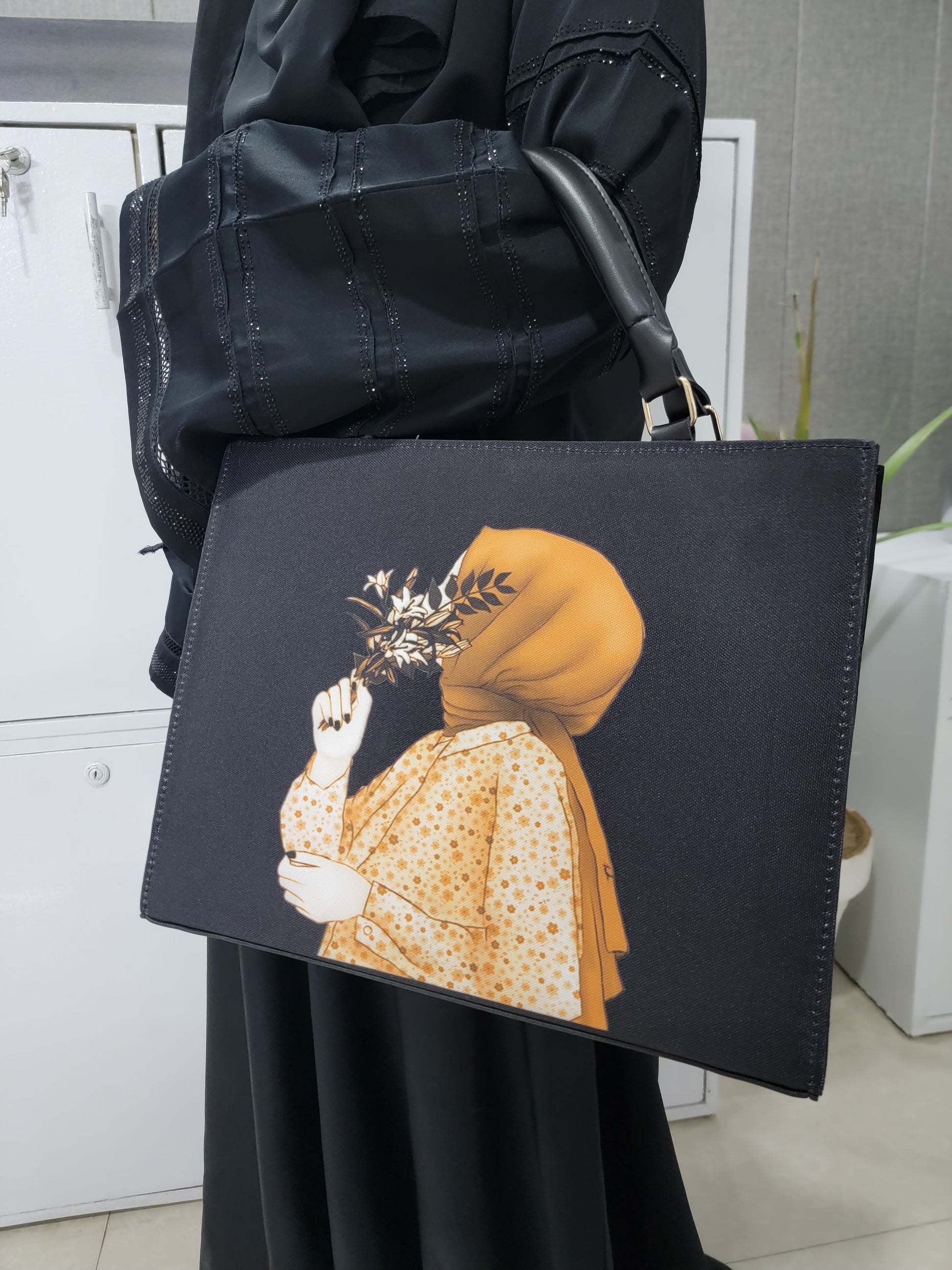 Women Wearing Hijabi Girl Art Black Tote Bag 